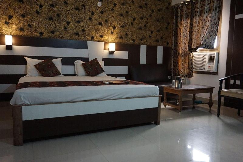 Hotel Mani International image