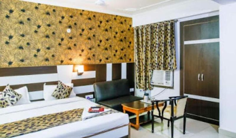 Hotel Mani International image