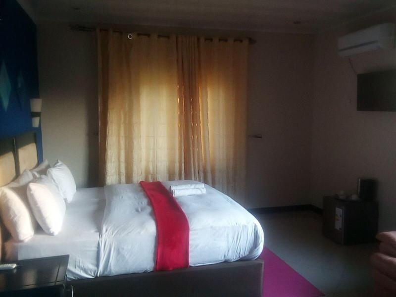 Royal Olympia Lodges And Safaris image