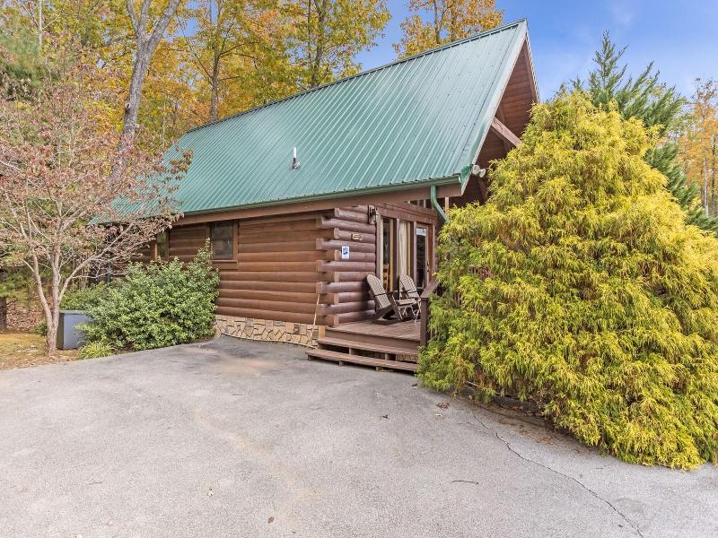 Saddle Ridge image