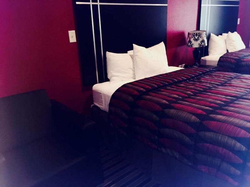 Texan Inn And Suites Tilden image