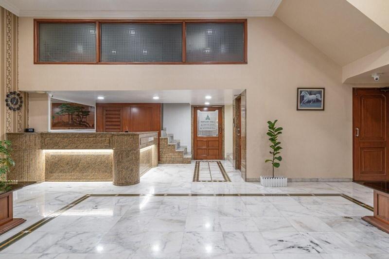 Hotel Apex Surat