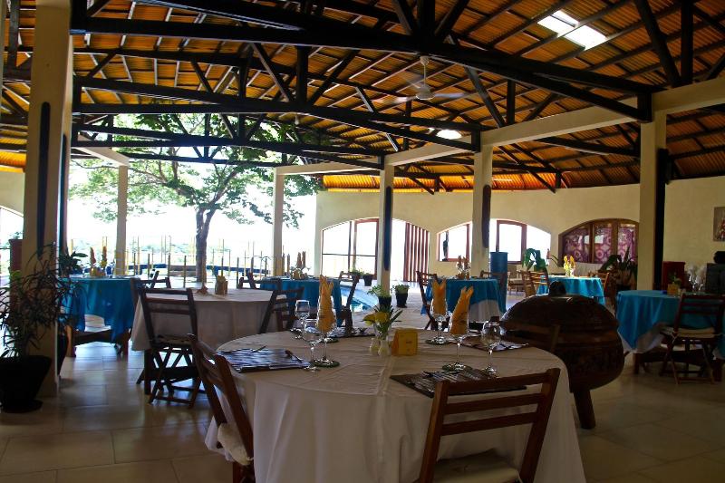Oasis Lodge image