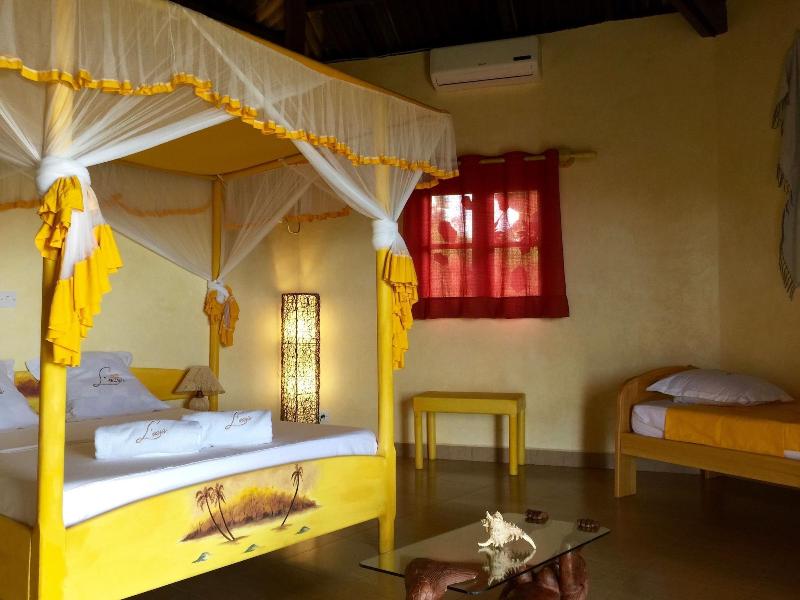 Oasis Lodge image