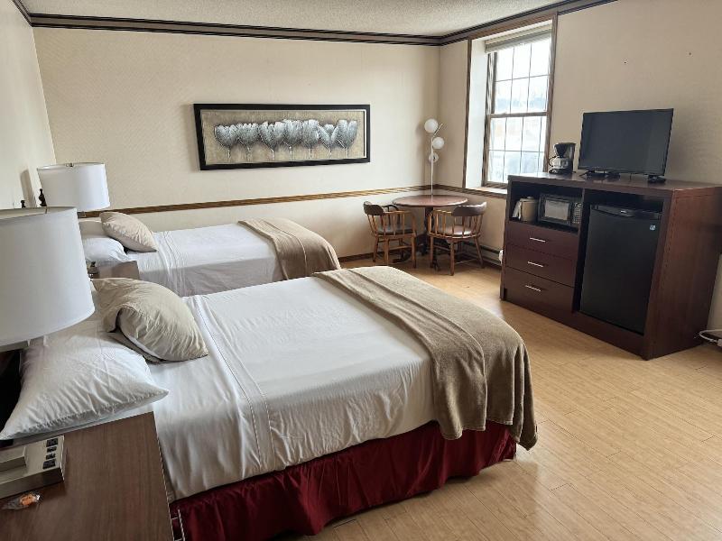 Fenway House Hotel image