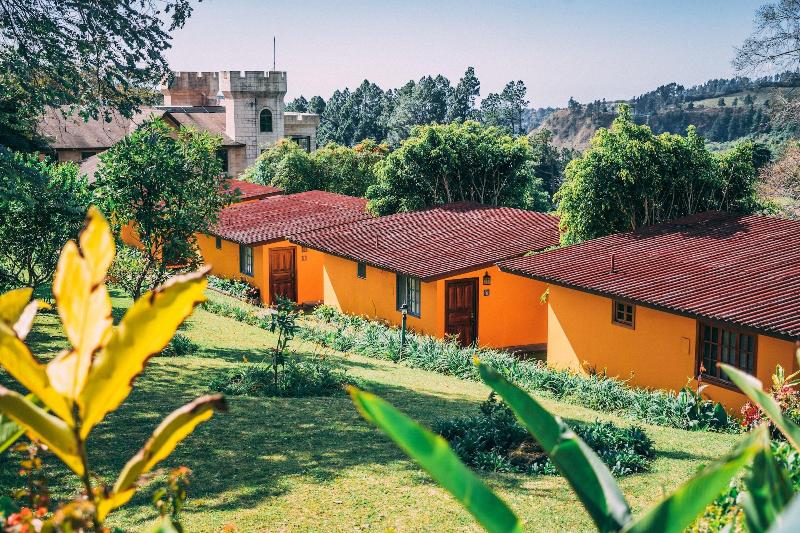 Bambuda Castle Hostel