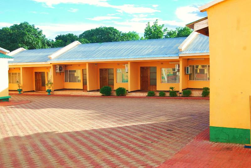 Woodlands Lodge Tours image