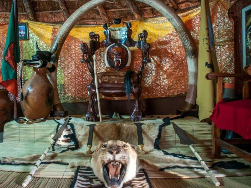 Woodlands Lodge Tours image