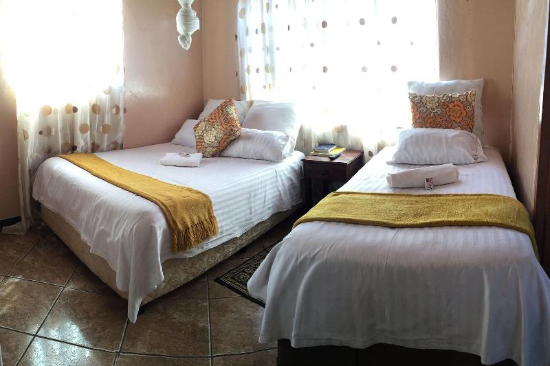 Woodlands Lodge Tours image