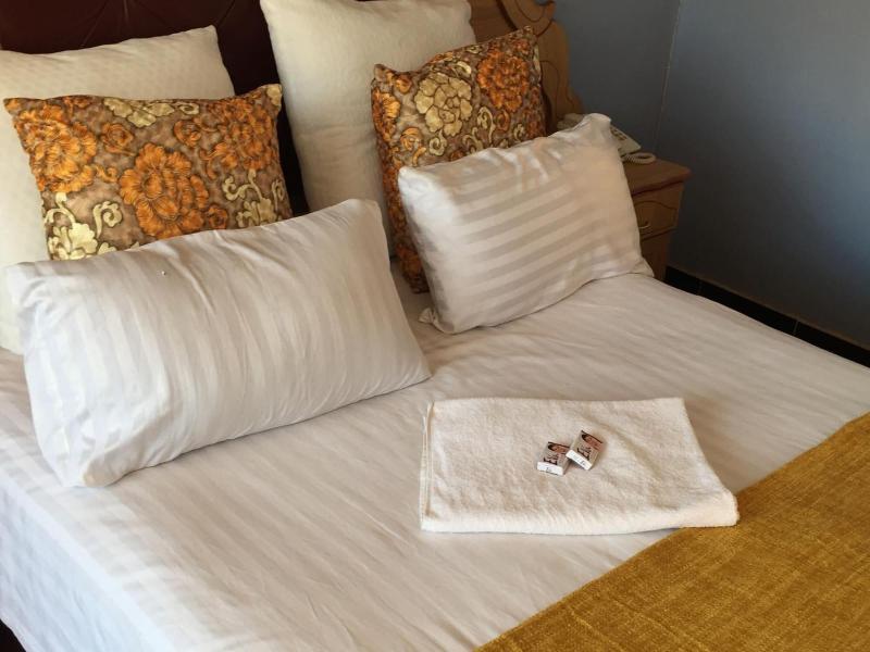 Woodlands Lodge Tours image