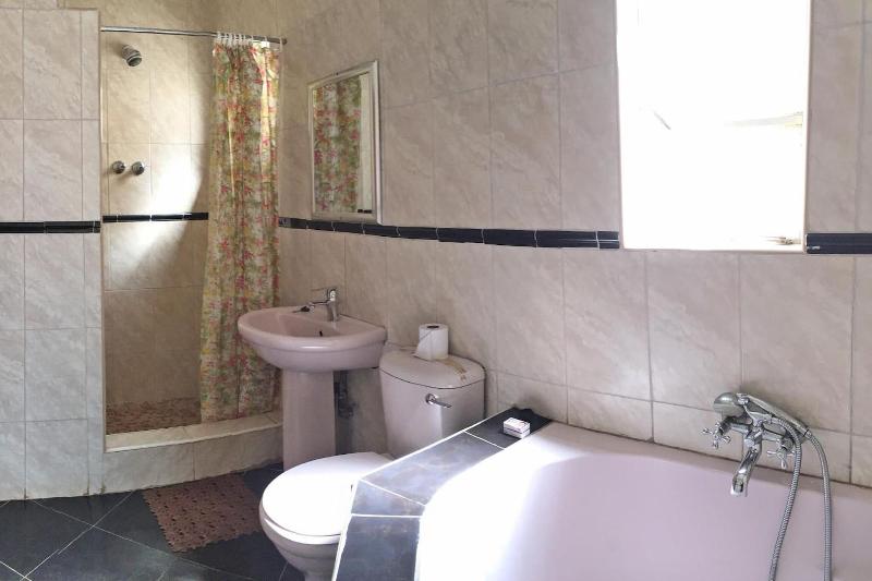 Woodlands Lodge Tours image