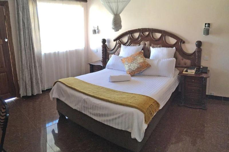 Woodlands Lodge Tours image