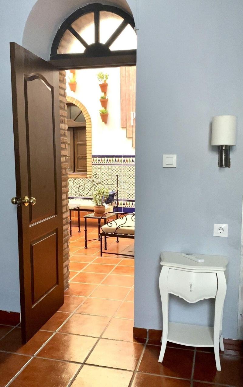 Patio De La Plateria image