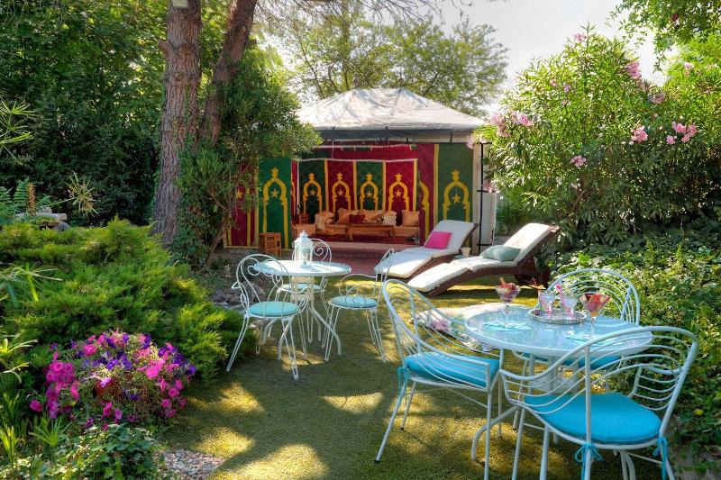 La Villa Des Sens image
