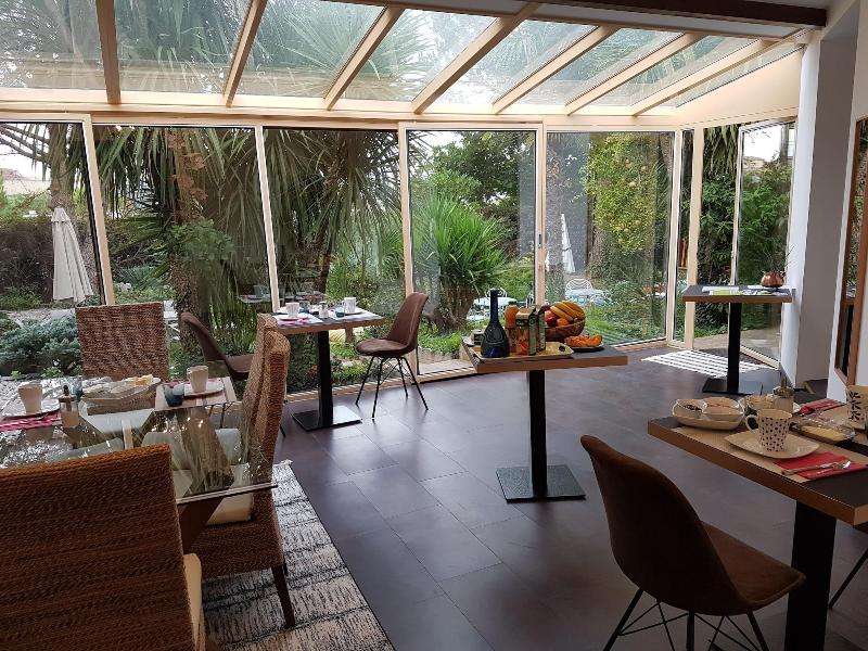 La Villa Des Sens image
