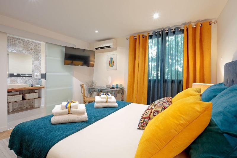 La Villa Des Sens image
