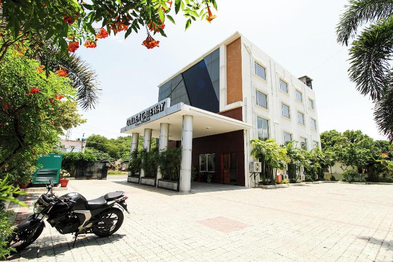 Hotel Golden Gateway
