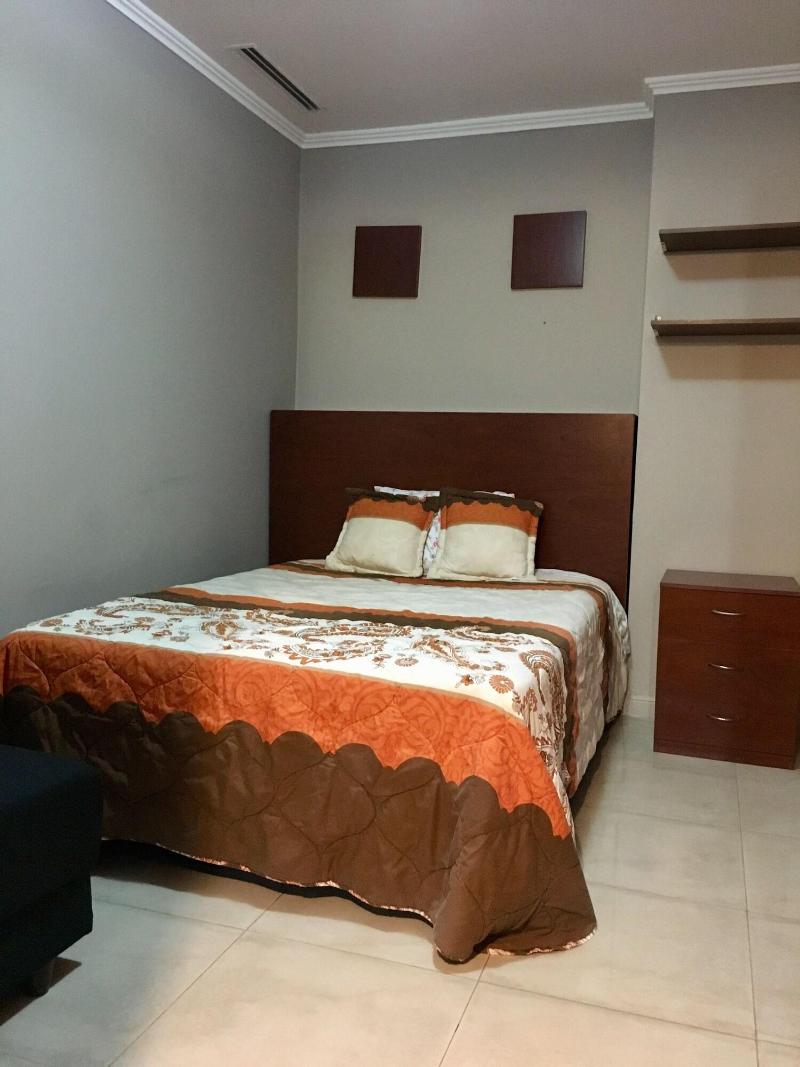 Luxury Suites Riverfront Gye image