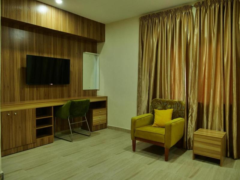 Alexia S Place Hotel image