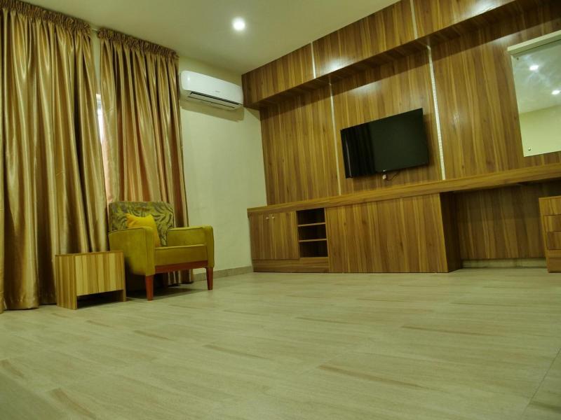 Alexia S Place Hotel image