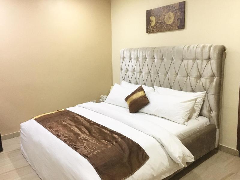 Alexia S Place Hotel image