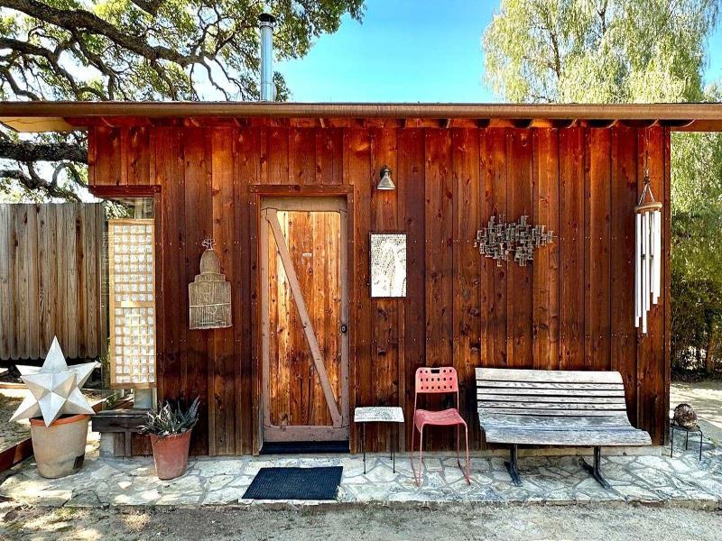 Inn Paradiso image