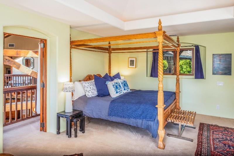 Inn Paradiso image