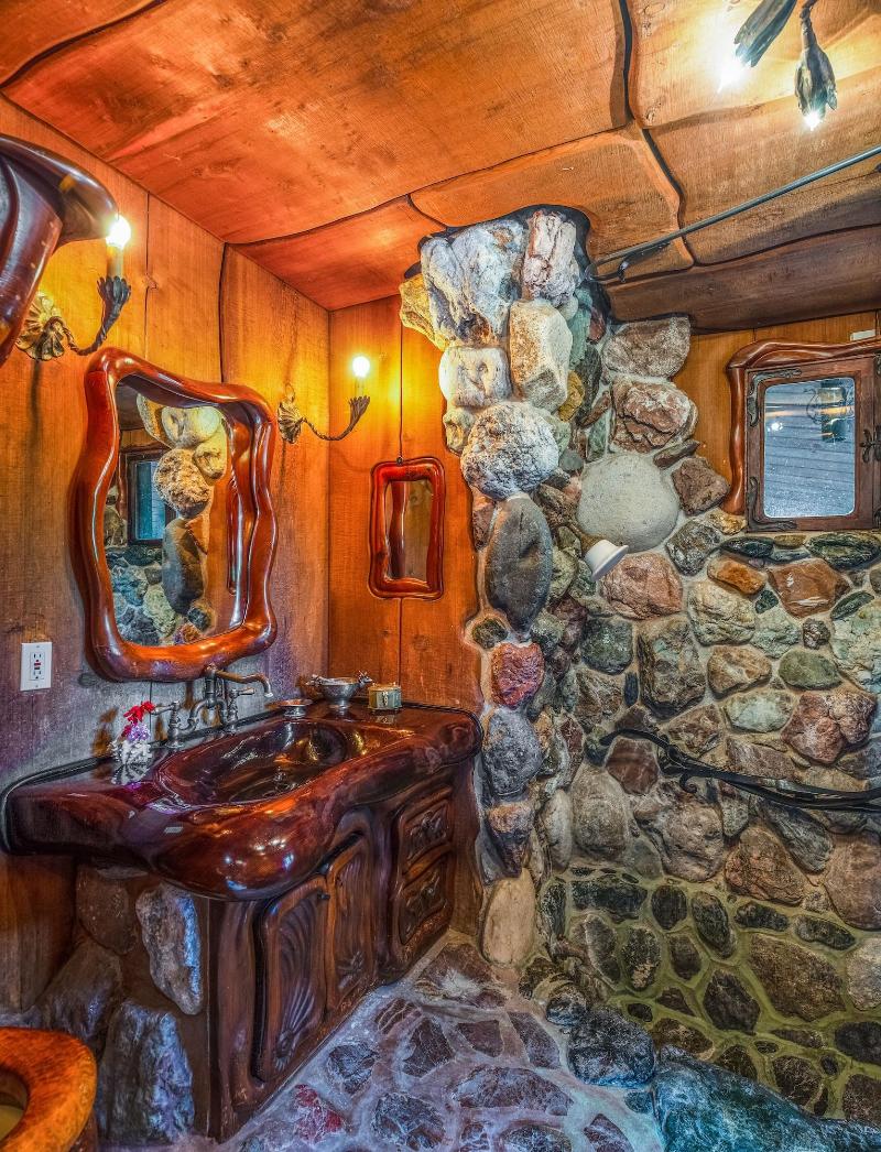 Inn Paradiso image