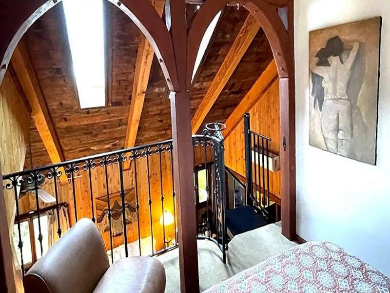 Inn Paradiso image