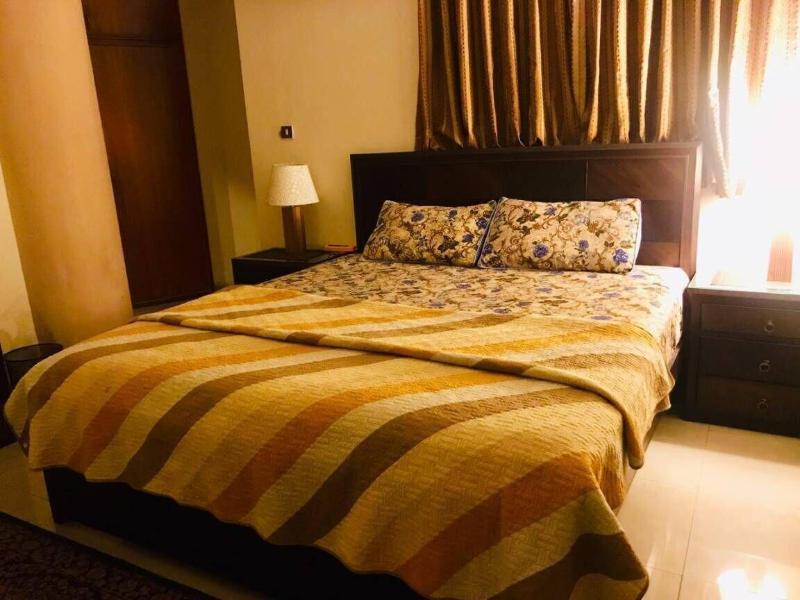 Mall View Hotel Gulberg image