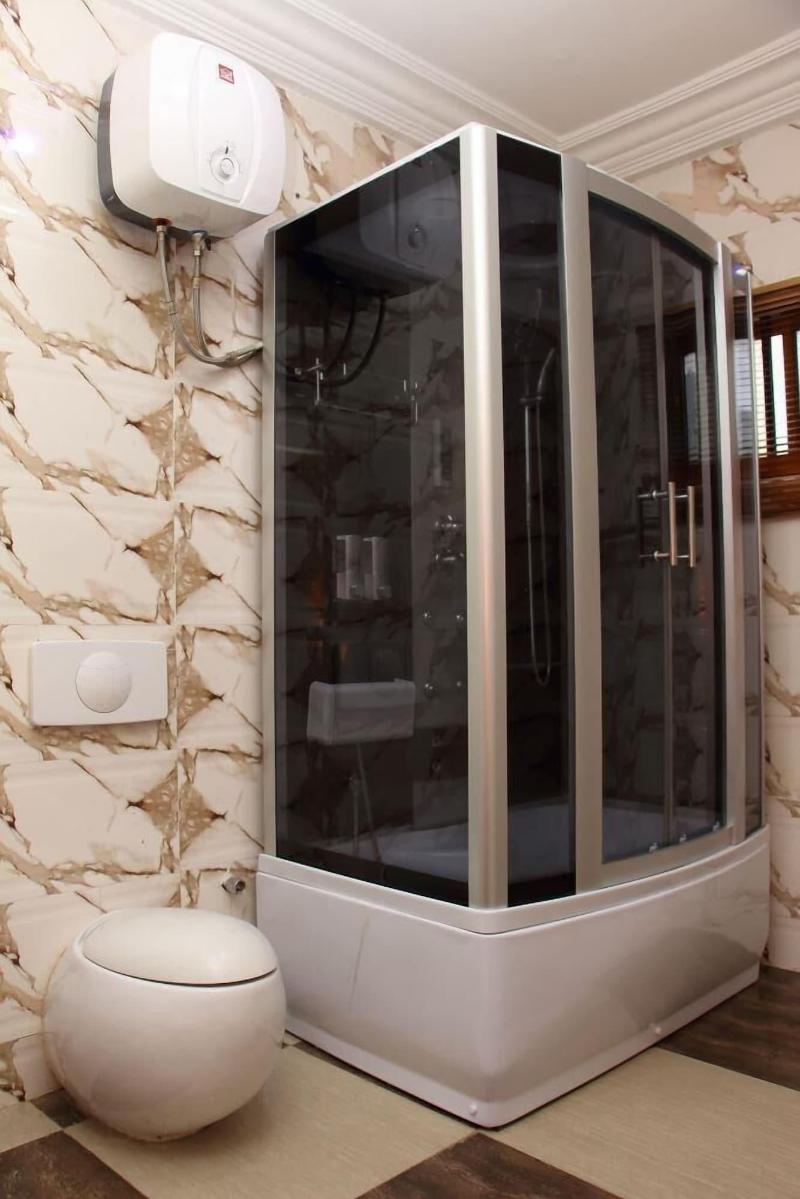 E Suite Hotel image