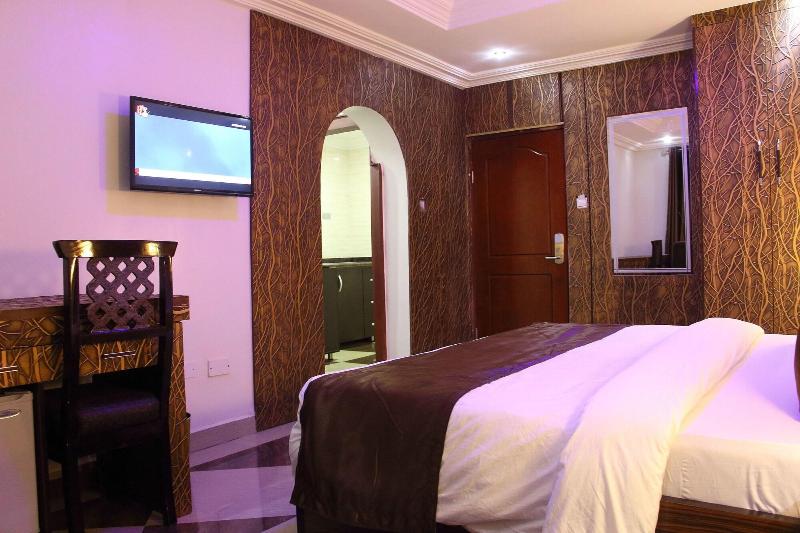 E Suite Hotel image