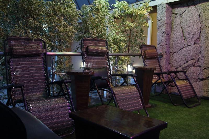 E Suite Hotel image