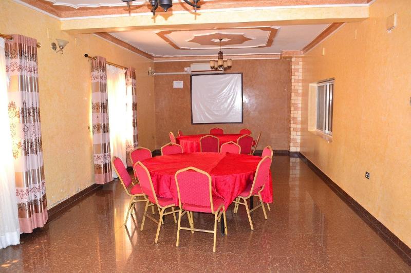 Glory Summit Hotel