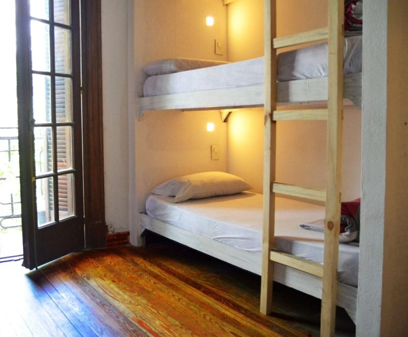 Destino 26 Hostel image
