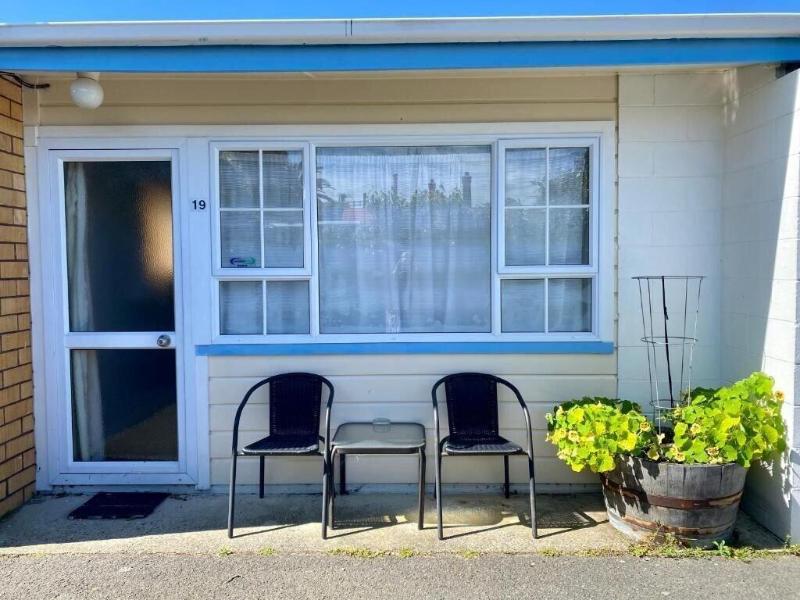Beach Lodge Motel