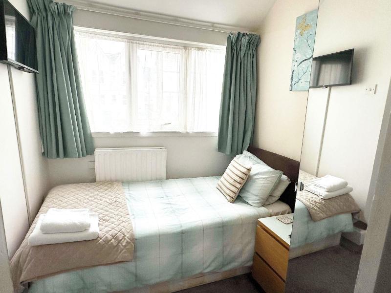 Esk Vale Guest House image
