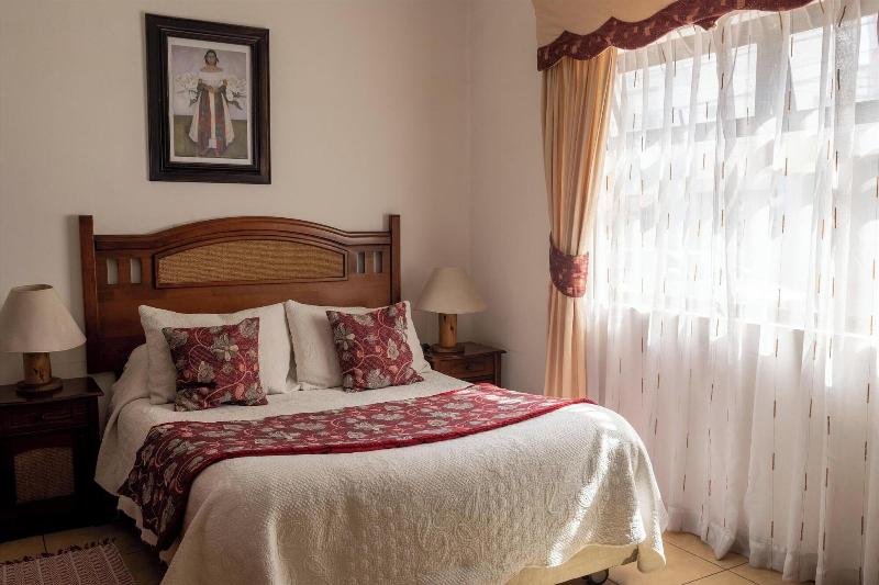 Hotel Empresarial image