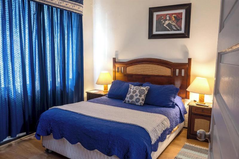Hotel Empresarial image