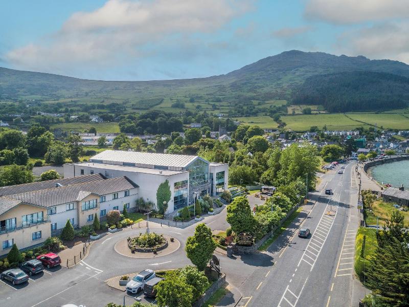 Four Seasons Hotel Carlingford image