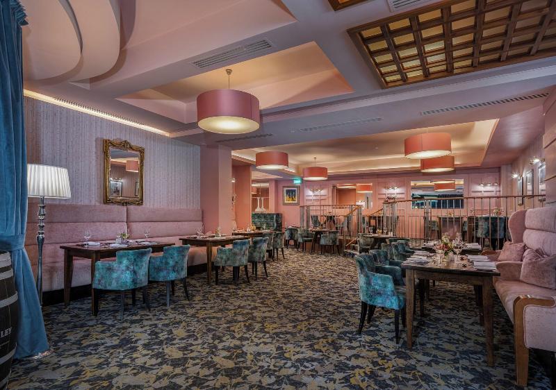 Four Seasons Hotel Carlingford image