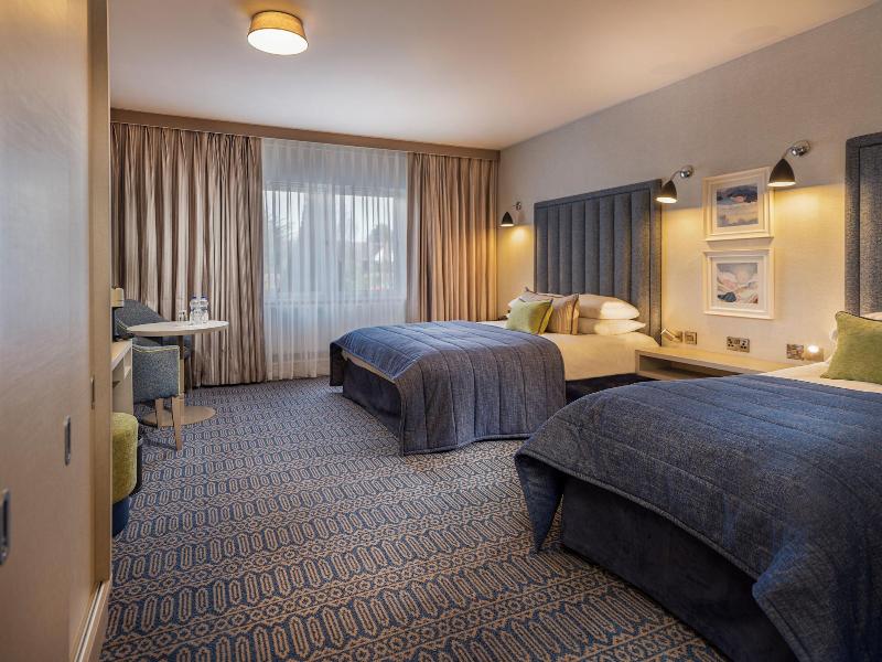 Four Seasons Hotel Carlingford image