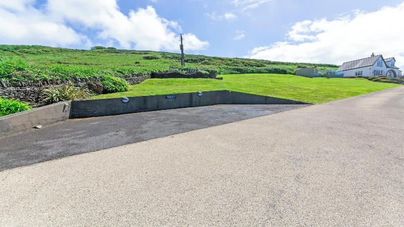 Stables Croyde 4 Bedrooms Sleeps 8 Sea Beach Views image
