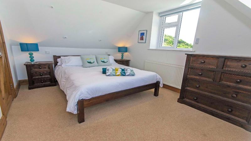 Stables Croyde 4 Bedrooms Sleeps 8 Sea Beach Views image