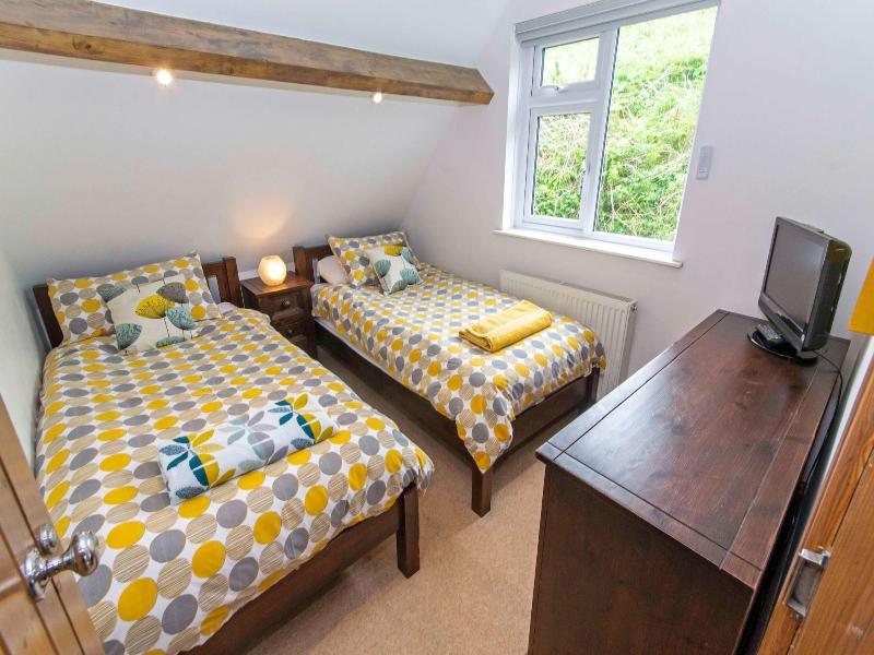 Stables Croyde 4 Bedrooms Sleeps 8 Sea Beach Views image