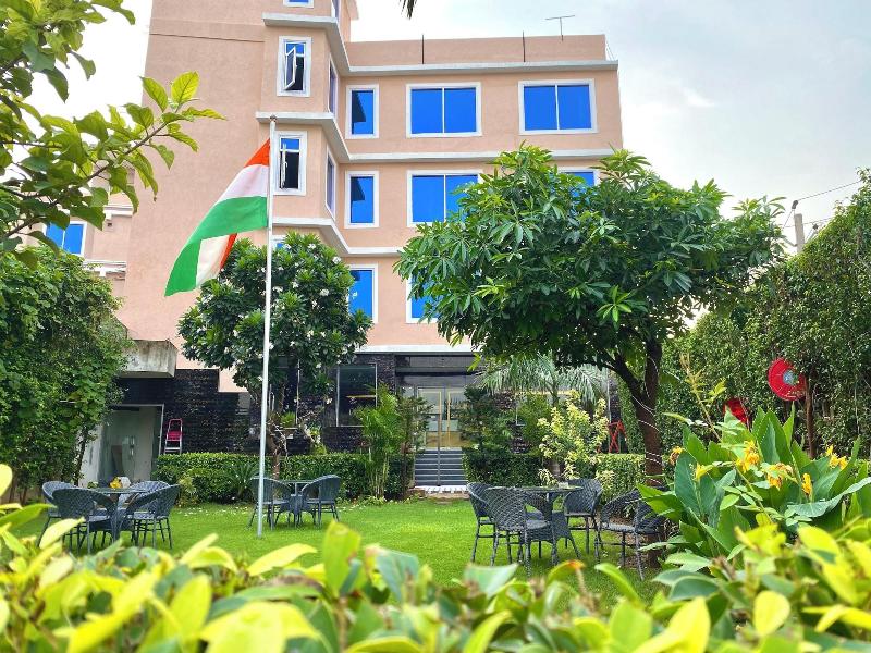 The Shoba Estate Gold