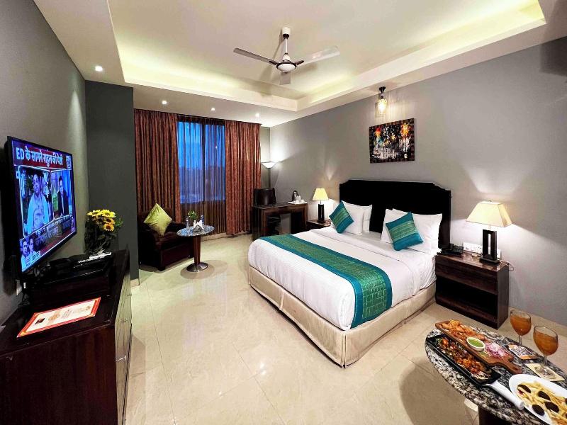 The Shoba Estate Gold image