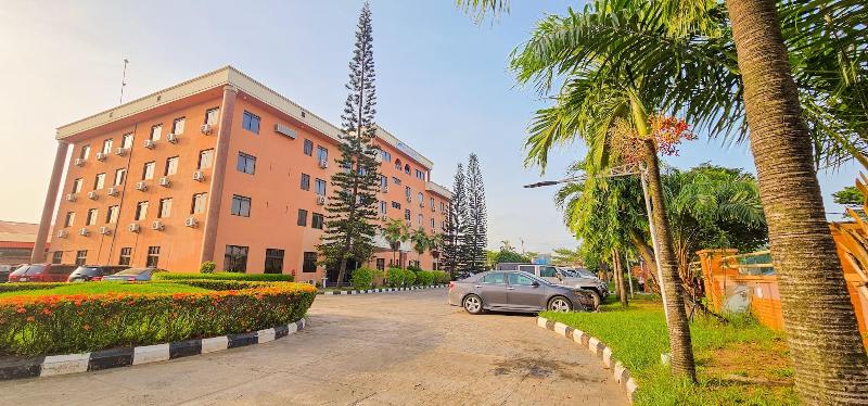 Villa Park Hotels image