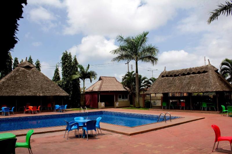 Villa Park Hotels image