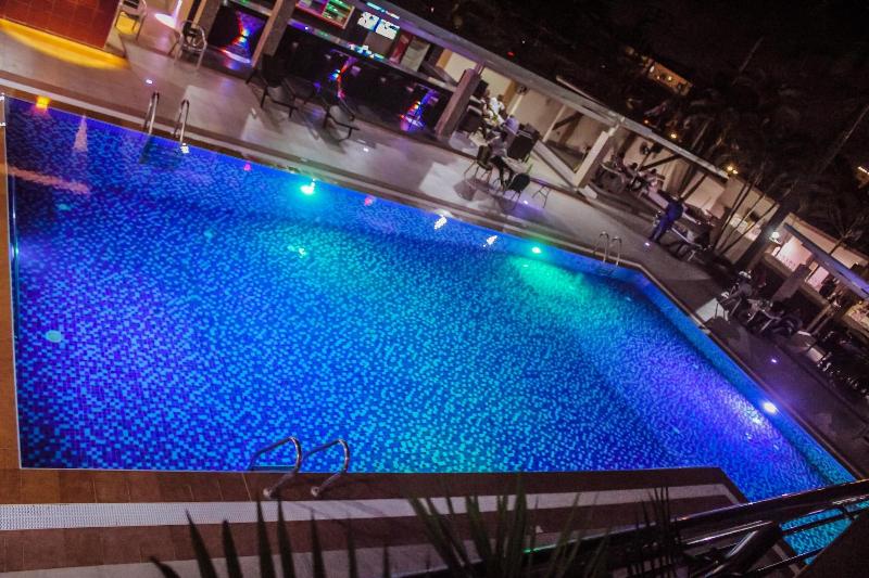 Villa Park Hotels image